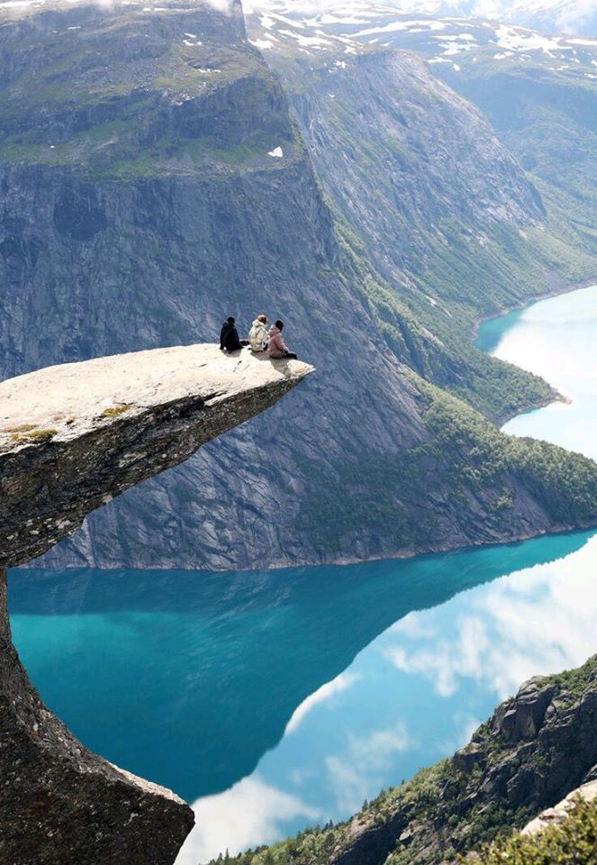 Trolltunga- trolí jazyk